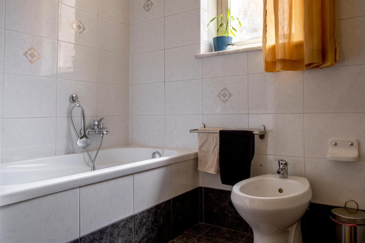 13 Open House Bed & Breakfast Palermo Exterior foto